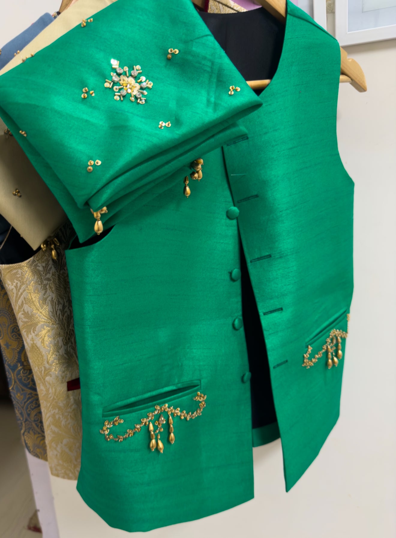 Dhathu & sadri combo -39
