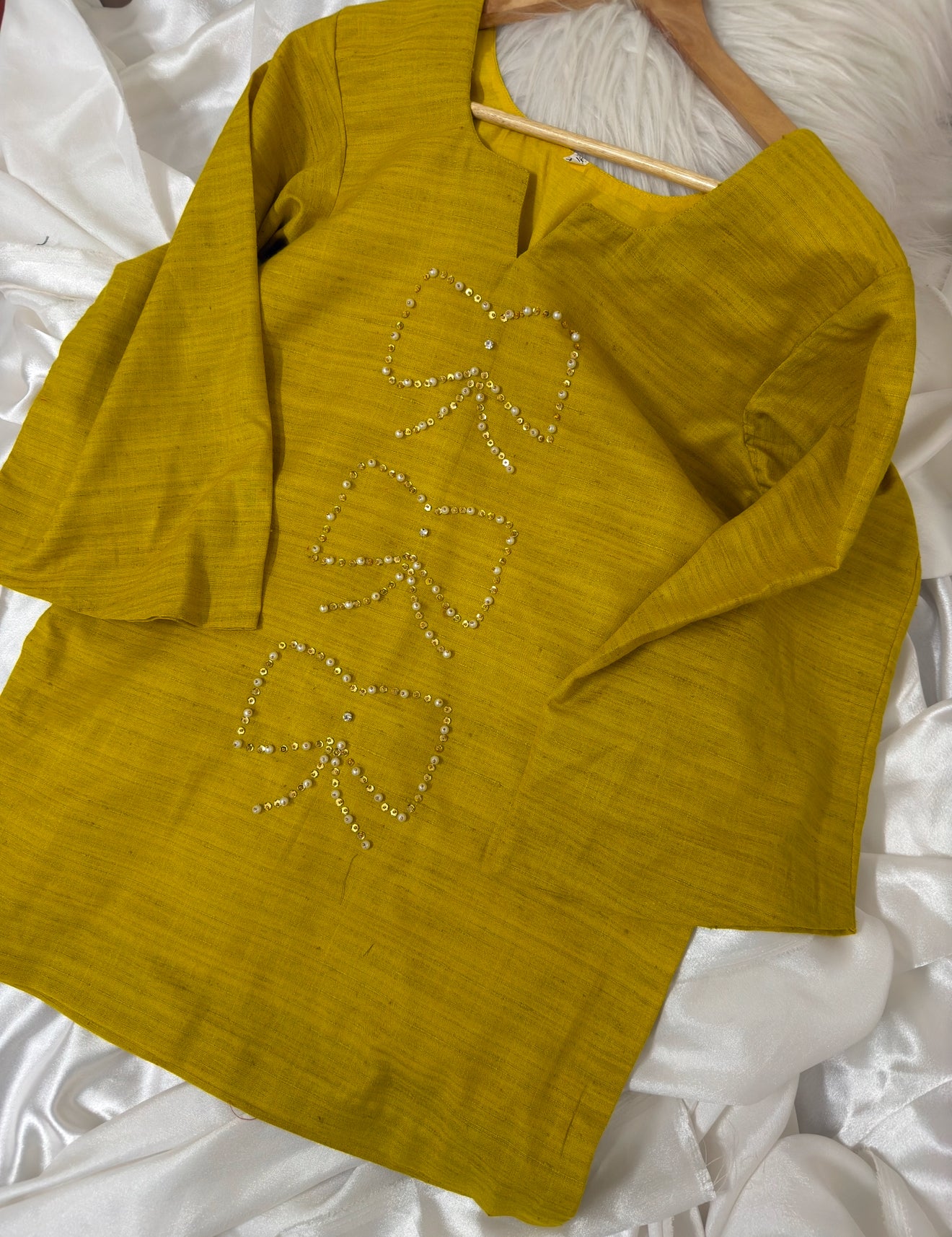 Hand Embroidered Kurti-05